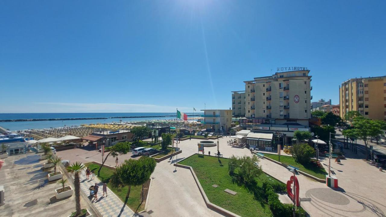 Amare Beach Hotel Cesenatico Exterior foto