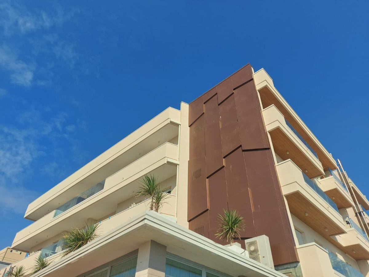 Amare Beach Hotel Cesenatico Exterior foto